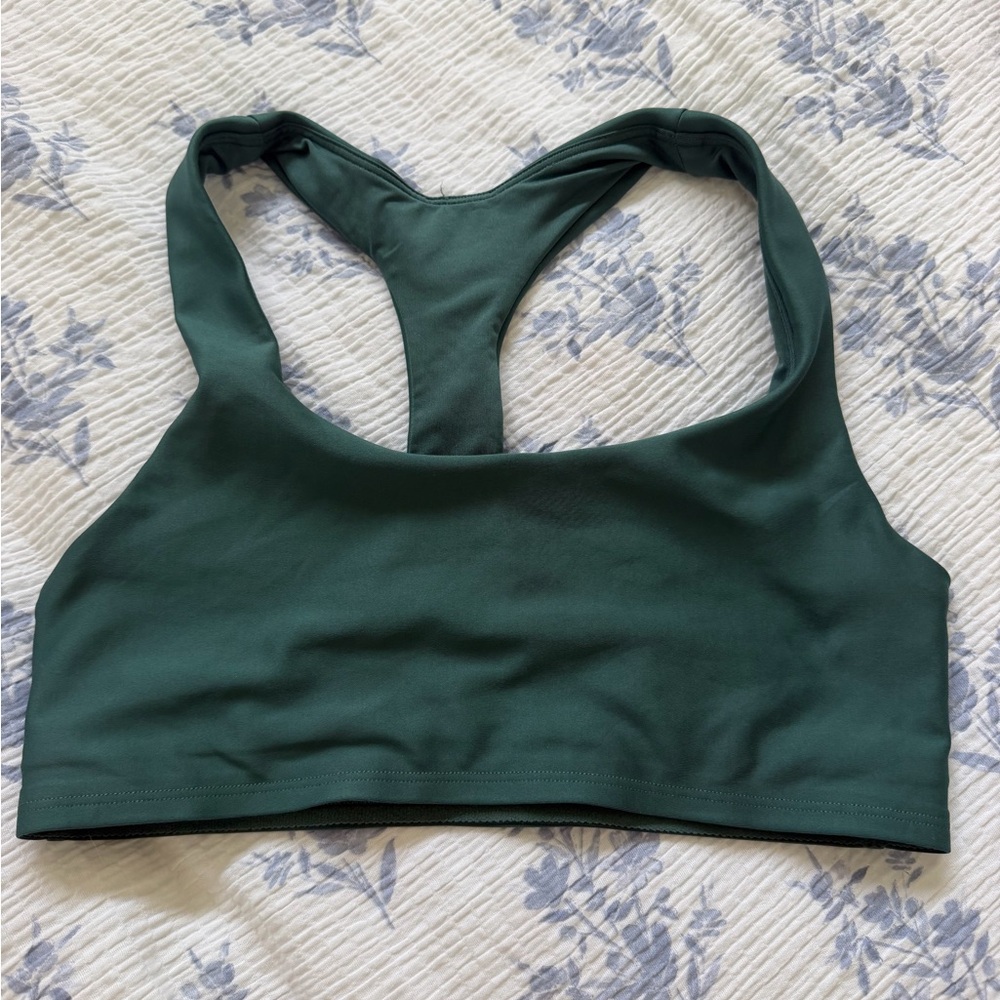 Alo Yoga Matching Set - Picture 2 of 4